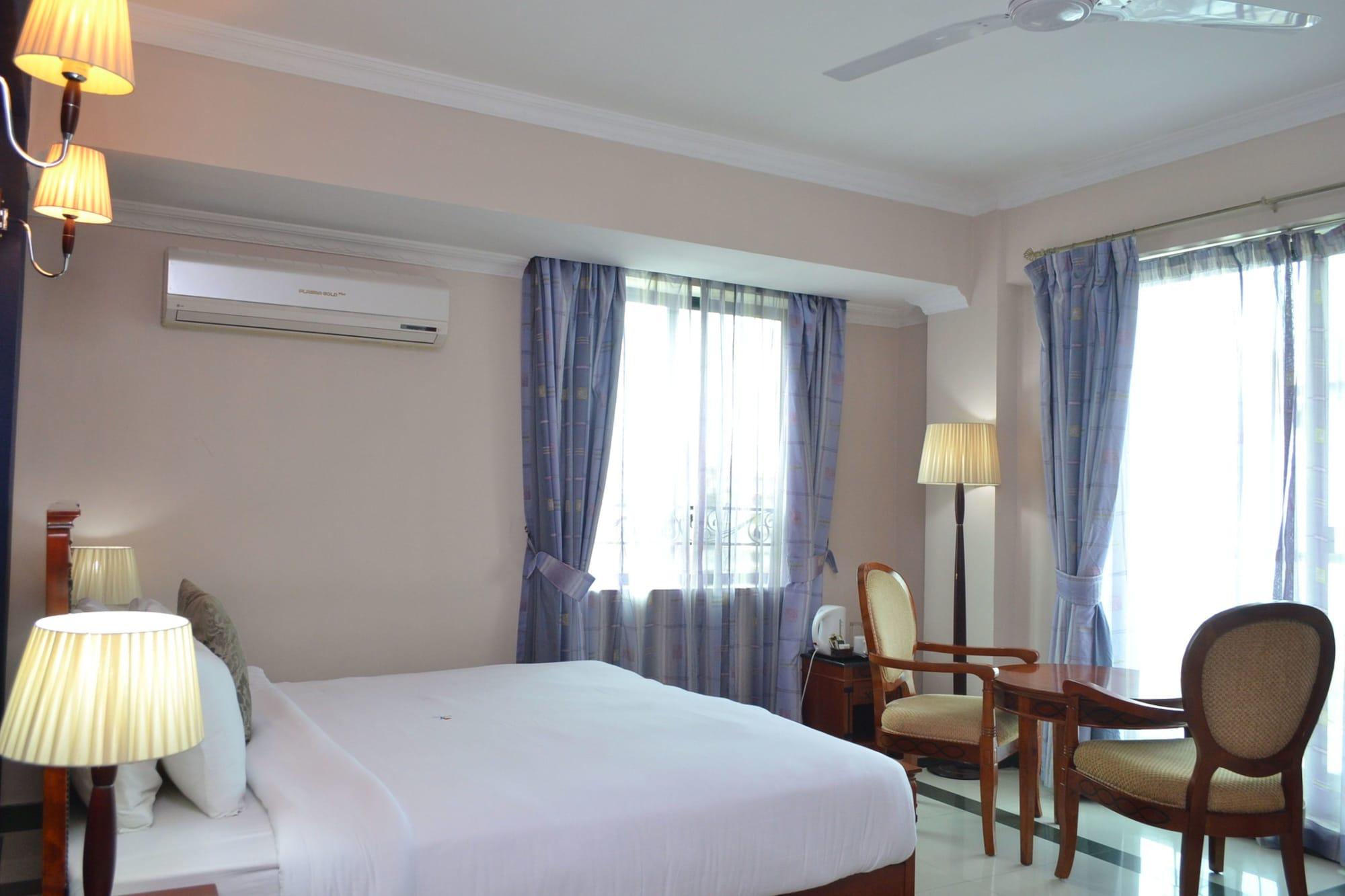 Hotel Nikko Towers Dar es Salaam Buitenkant foto