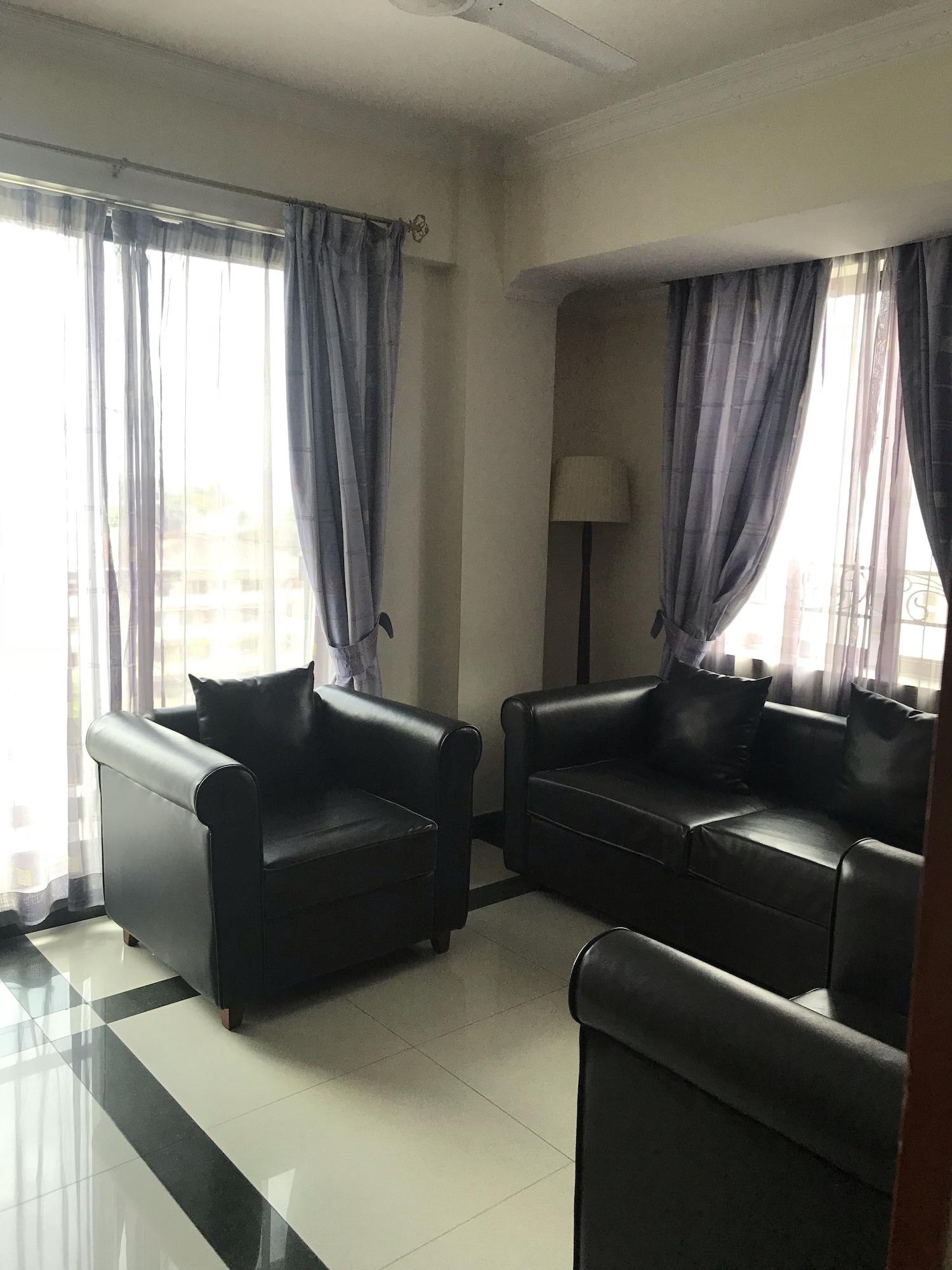 Hotel Nikko Towers Dar es Salaam Buitenkant foto