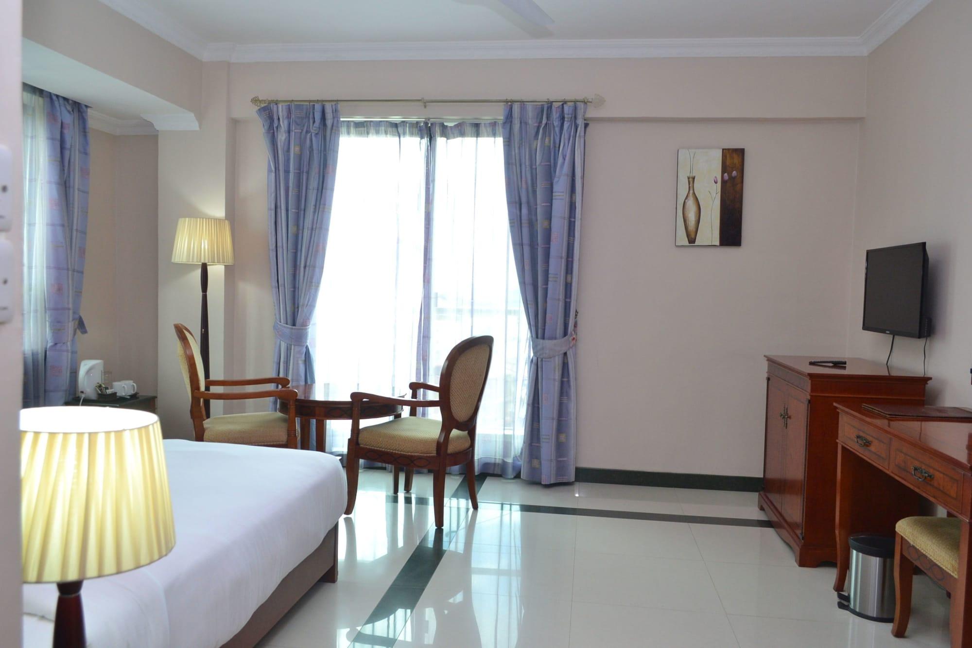 Hotel Nikko Towers Dar es Salaam Buitenkant foto