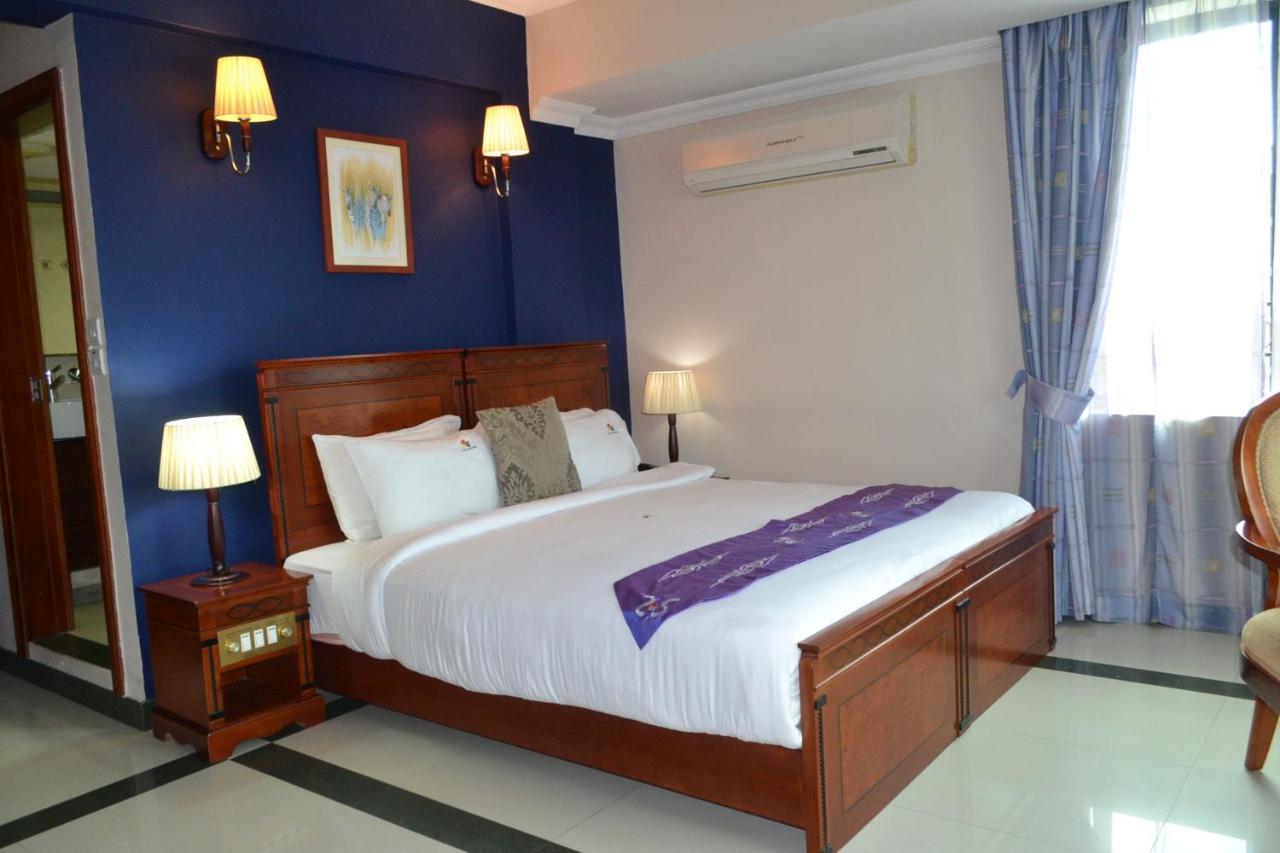 Hotel Nikko Towers Dar es Salaam Buitenkant foto